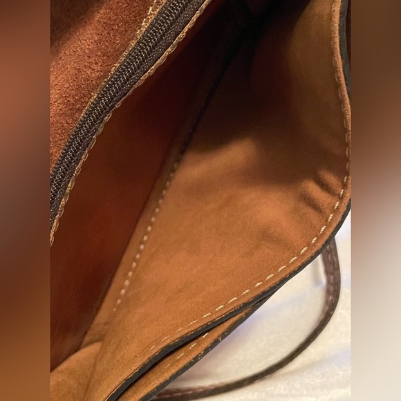 Patricia Nash Torri Tooled Leather Crossbody Bag - Picture 6 of 11